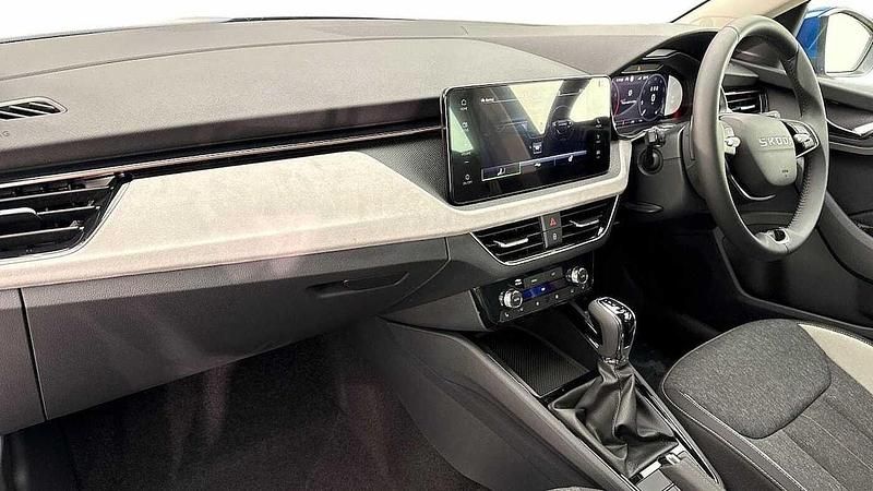 New Skoda Kamiq SE L 85 HP (62 kW) 2026 Race blue metallic SUV