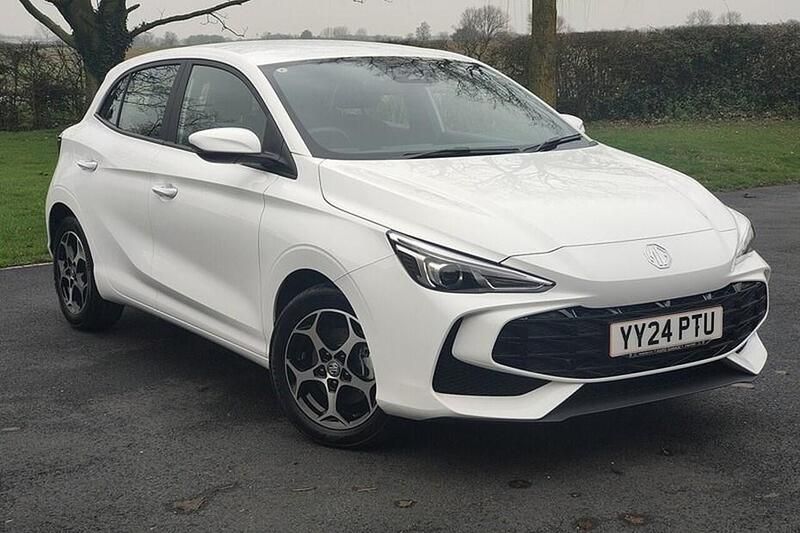 Used MG MG3 SE 194 HP (142 kW) 2024 White Hatchback