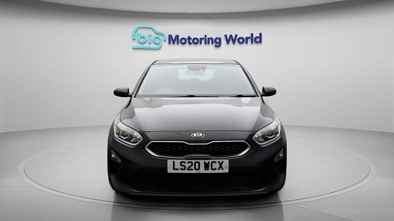 Used Kia Ceed 120 HP (88 kW) 2020 Grey Hatchback