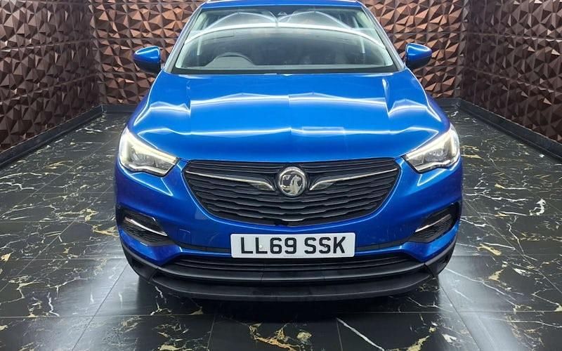 Used Vauxhall Grandland X 131 HP (96 kW) 2020 SUV