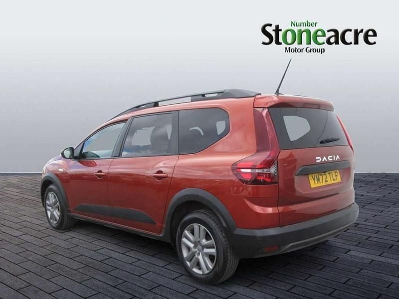 Second-hand Dacia Jogger Expression 110 CP (80 kW) 2023 Maro Monovolum