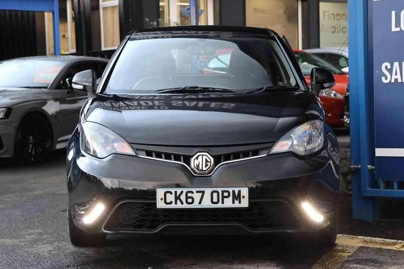 Used MG MG3 106 HP (77 kW) 2017 Black Hatchback
