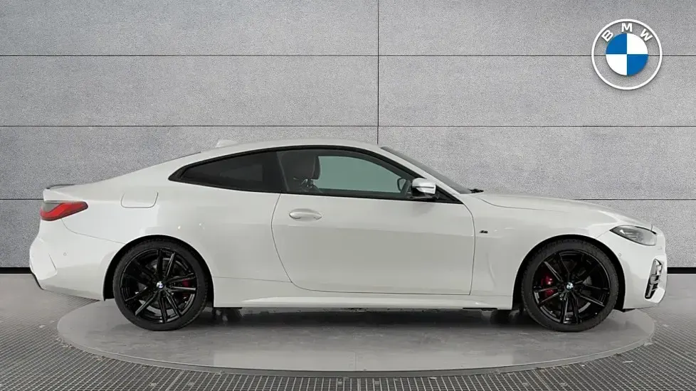 Used BMW 420 Coupé M Sport 181 HP (133 kW) 2021 White Coupe