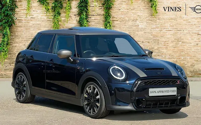 Used Mini Cooper S Exclusive 178 HP (130 kW) 2022 Hatchback