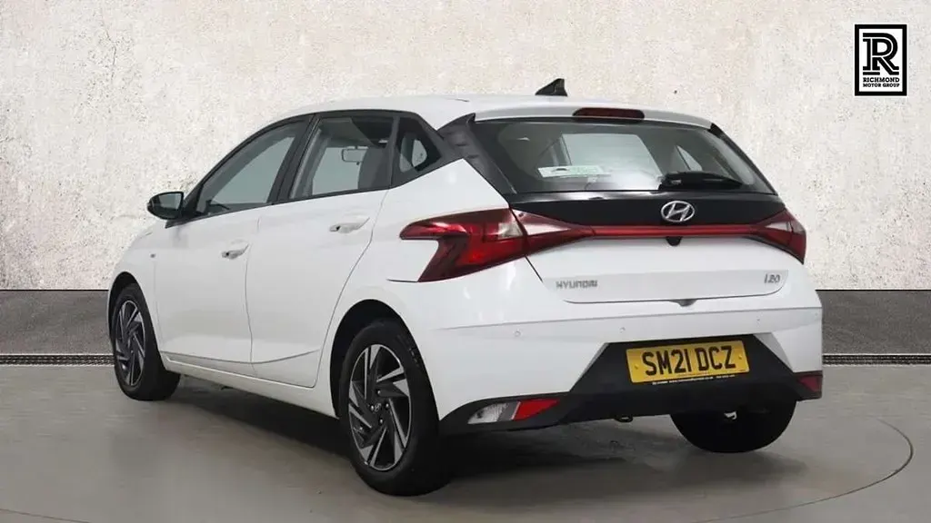 Używany Hyundai i20 SE 99 KM (72 kW) 2021 Biały Hatchback
