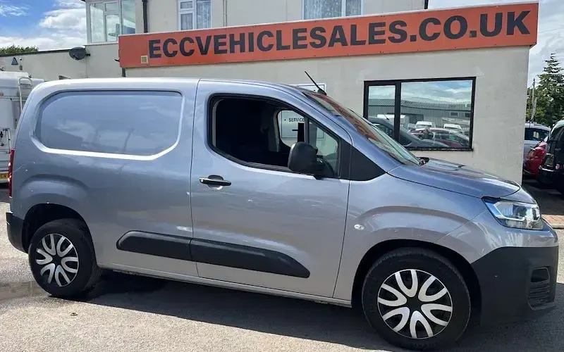 Used Citroën Berlingo 102 HP (75 kW) 2020 MPV