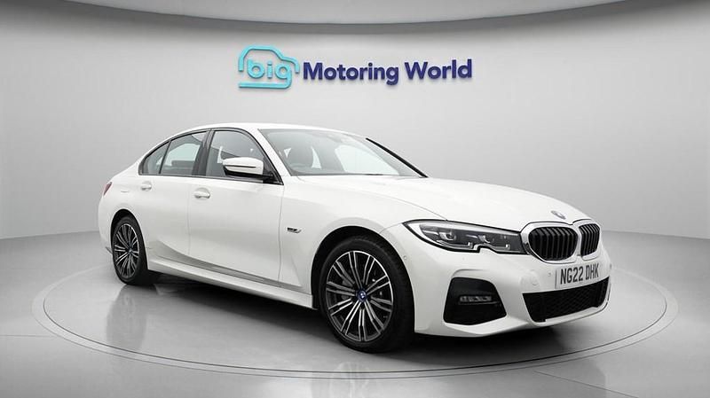 Used BMW 330e M Sport 292 HP (214 kW) 2022 White Sedan