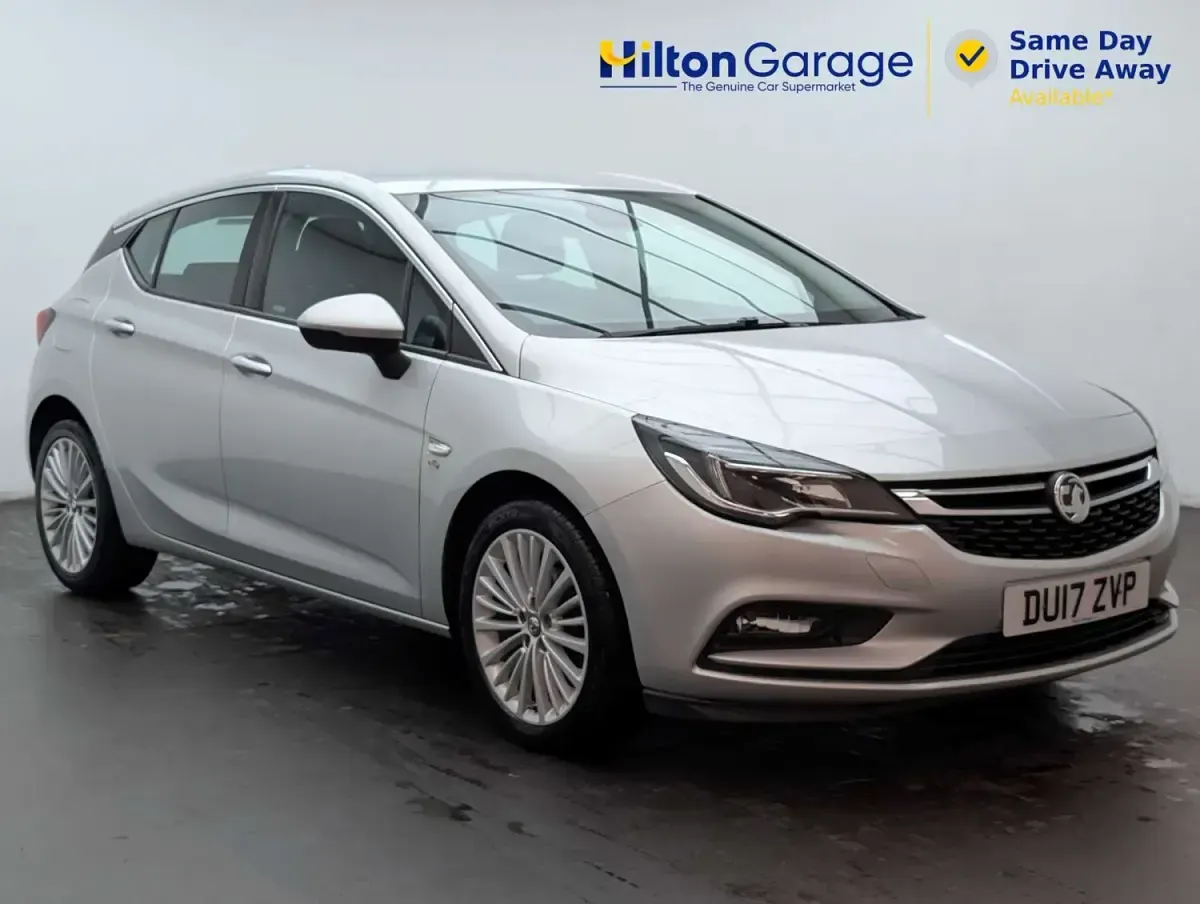 Second-hand Vauxhall Astra Elite 150 CP (110 kW) 2017 Argintiu Hatchback