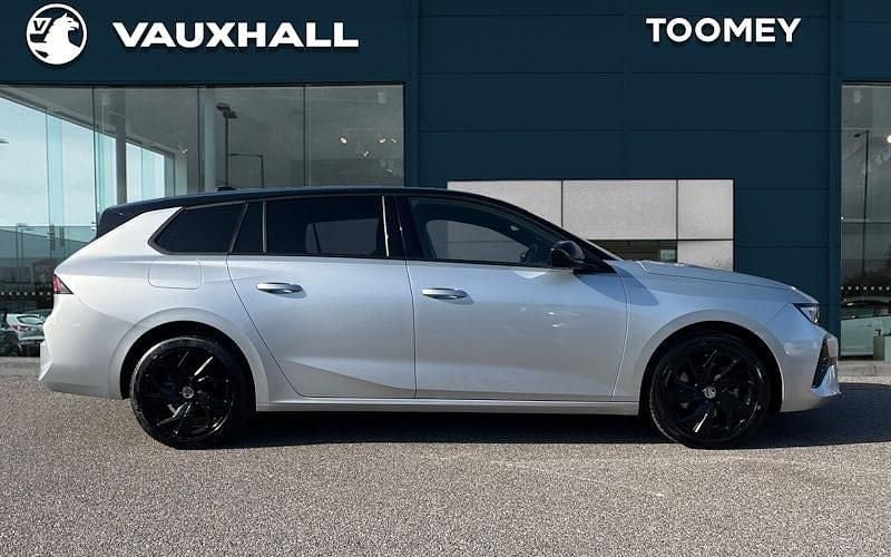 Second-hand Vauxhall Astra 131 CP (96 kW) 2026 Break