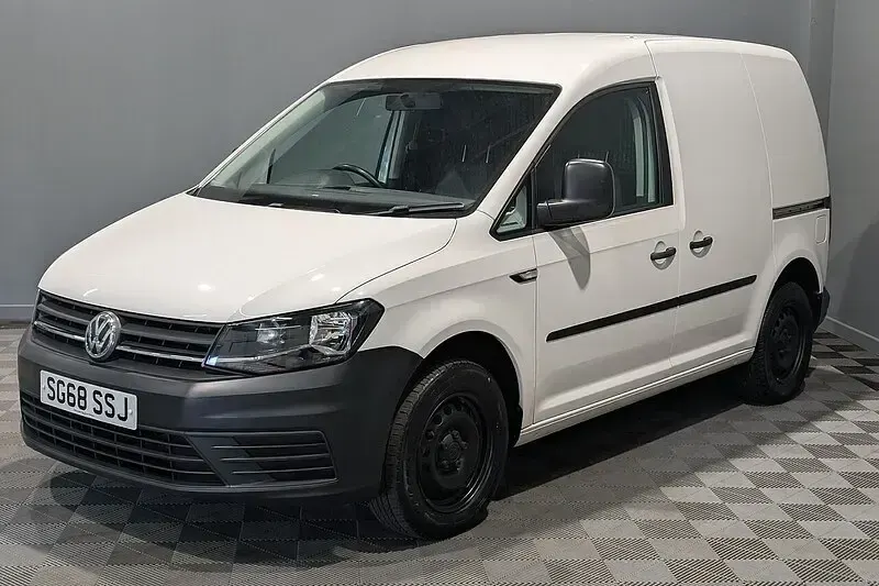 Usado VW Caddy Startline 102 HP (75 kW) 2018 Branco Monovolume