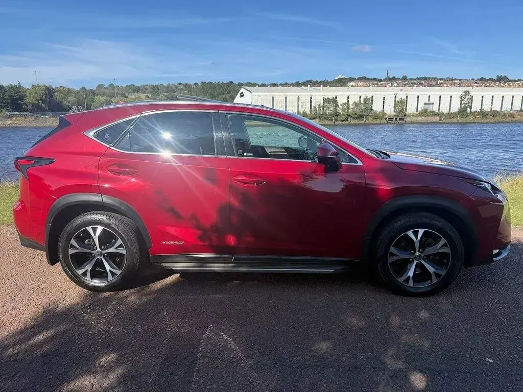 Used Lexus NX300h 195 HP (143 kW) 2017 Red SUV