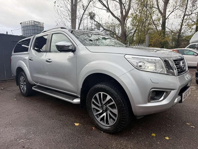 Used Nissan Navara Tekna 2016 Silver Pickup