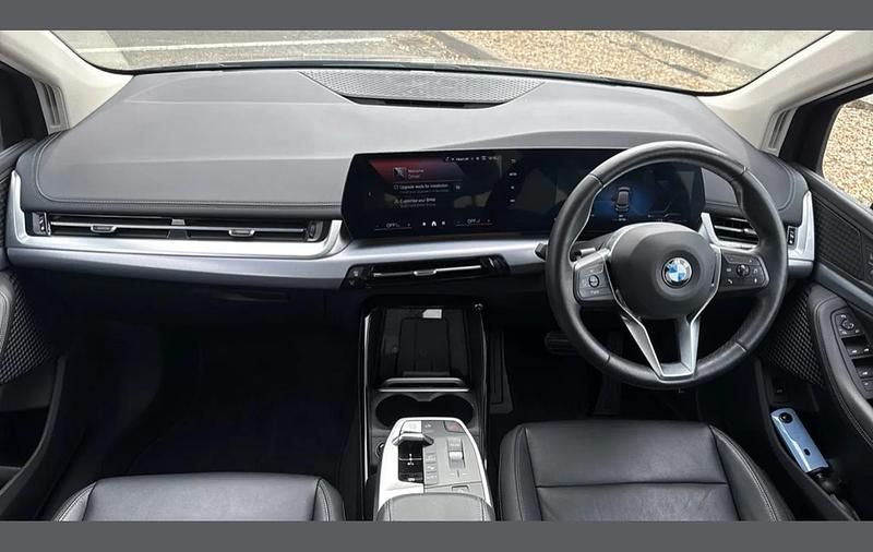 Used BMW 220 Luxury Line 154 HP (113 kW) 2025 Grey Estate