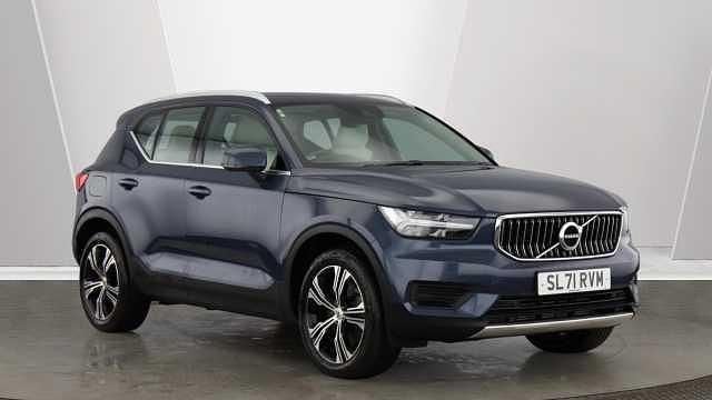Used 2022 Volvo XC60 R-Design SUV | £28,500 (Good price) - Image 1/4