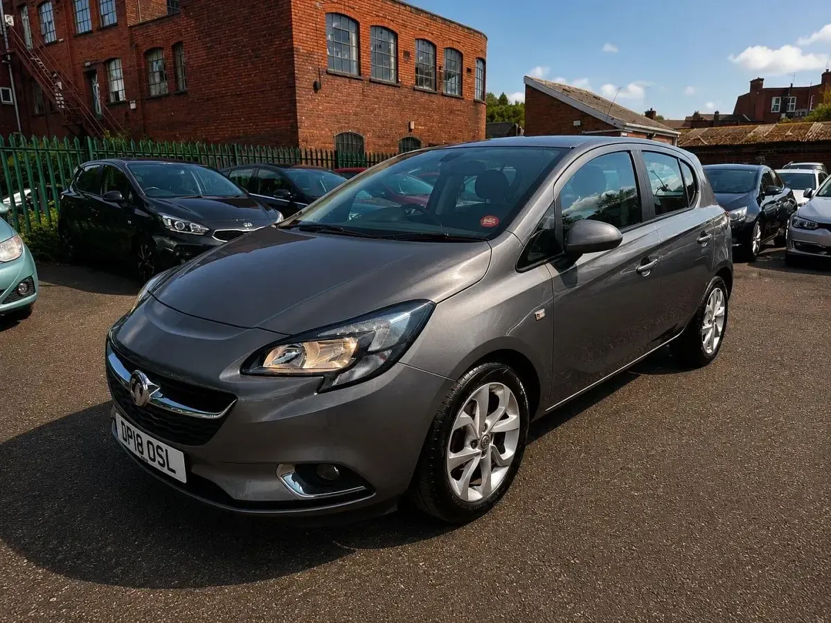 Used Vauxhall Corsa SRi 90 HP (66 kW) 2018 Grey Hatchback