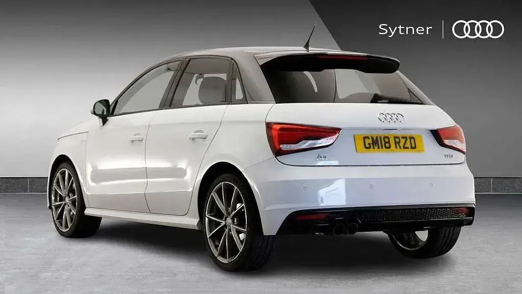 Used Audi A1 Black Edition 123 HP (90 kW) 2018 White Hatchback