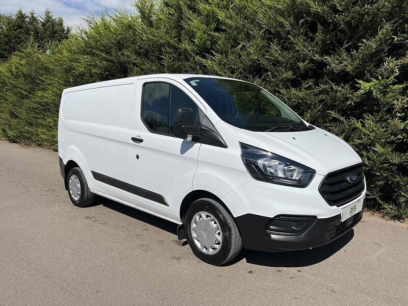 White Used 2020 Ford Transit Custom Van | £10,750 - Image 1/4