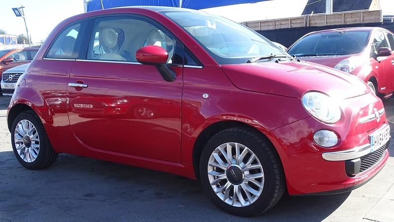Used Fiat 500 Lounge 69 HP (50 kW) 2014 Red Hatchback