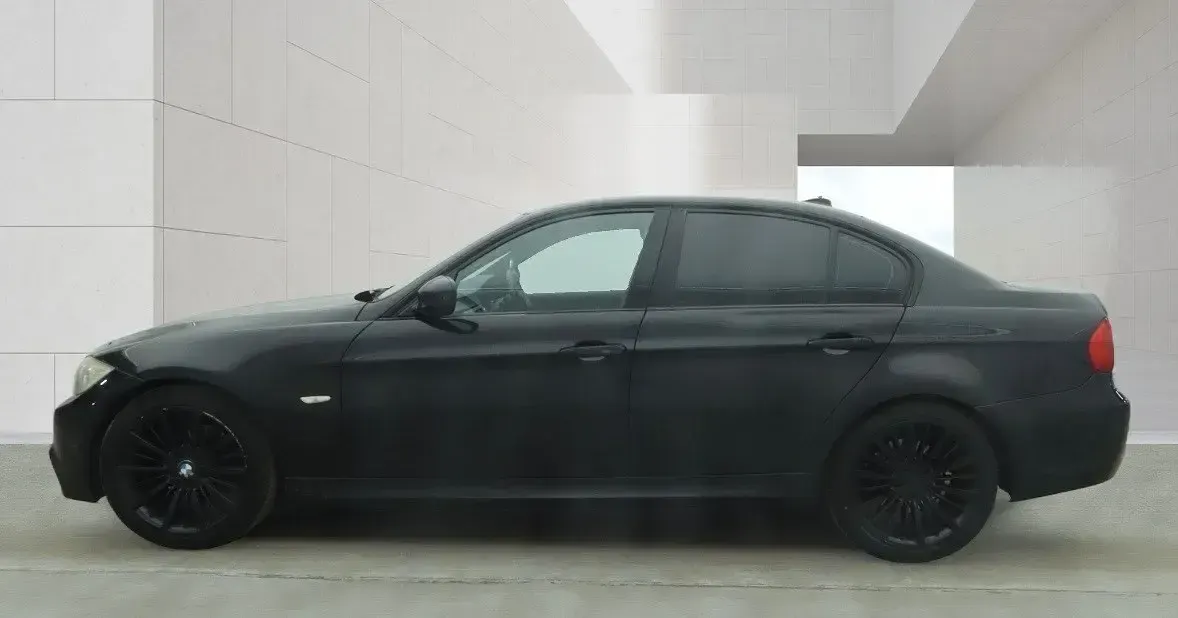 Second-hand BMW 320 M Sport 2011 Negru Berlinǎ