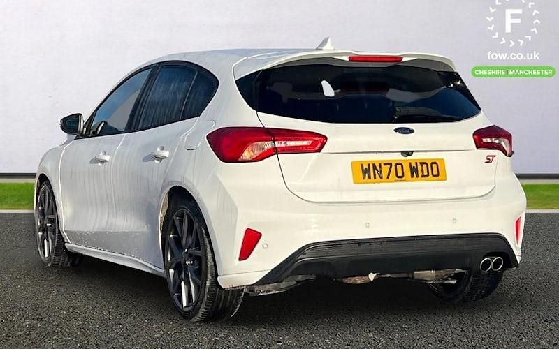 Used Ford Focus ST 190 HP (139 kW) 2020 White Hatchback