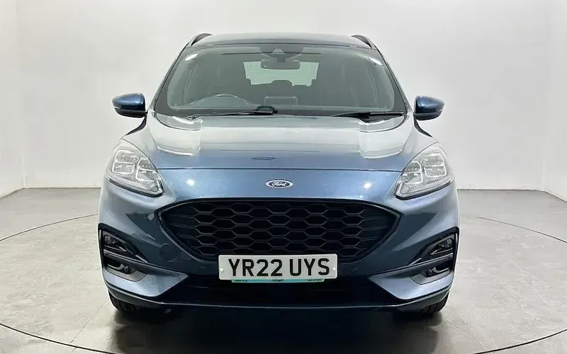 Used Ford Kuga ST-Line 225 HP (165 kW) 2022 Blue SUV