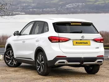 New MG ZS Trophy 196 HP (144 kW) 2026 White SUV
