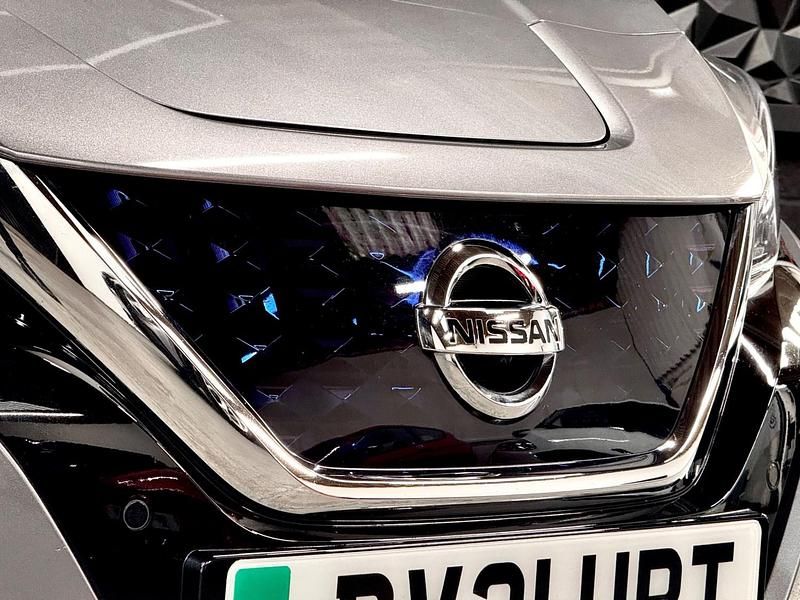 Used Nissan Leaf N-Connecta 110 kW (150 HP) 2021 Grey Hatchback