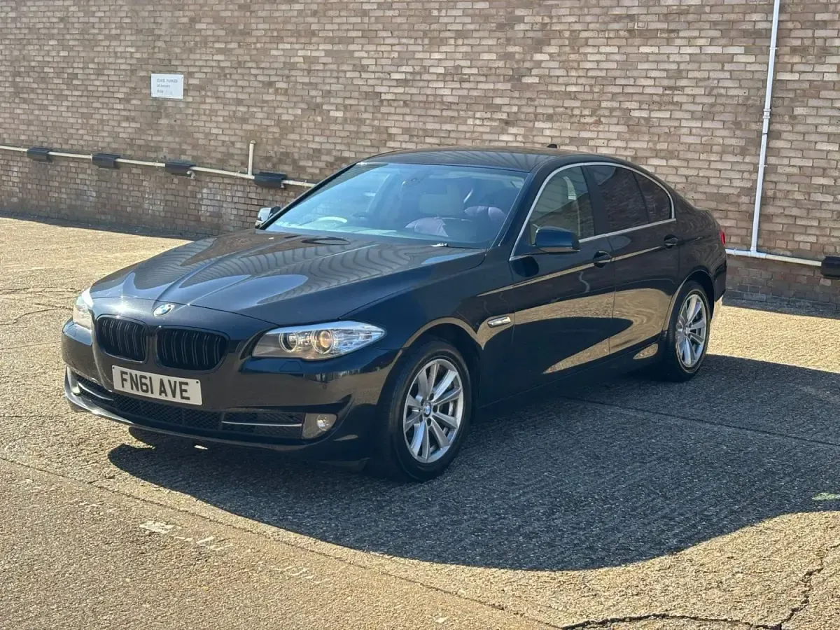 Used BMW 520 2011 Black Sedan