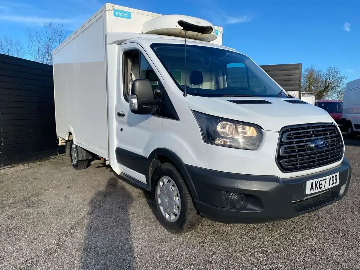 Used Ford Transit 130 HP (95 kW) 2017 White Cabriolet