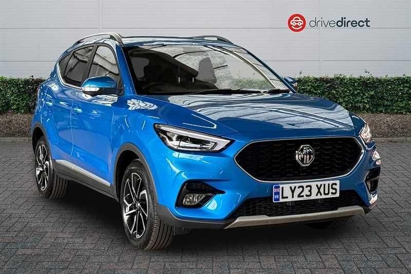Metallic battersea blue Used 2023 MG ZS Exclusive Sedan | £14,200 (Fair price) - Image 1/4