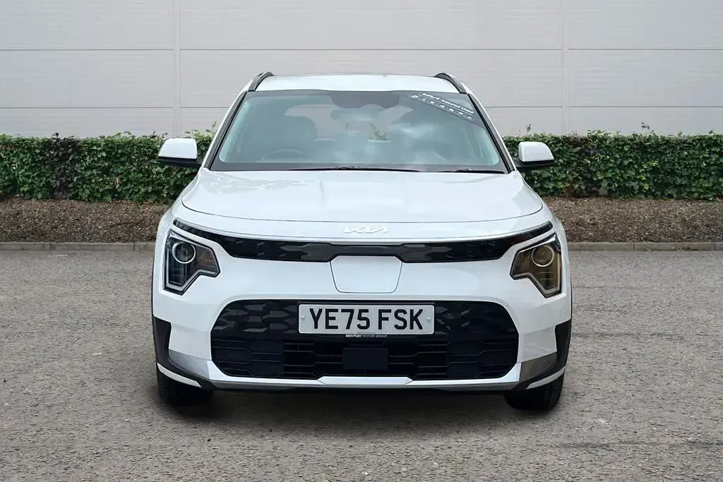 Used Kia Niro 150 kW (204 HP) 2025 SUV