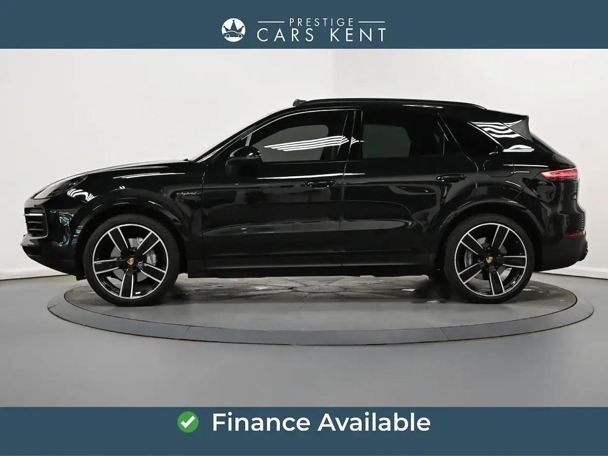 Used Porsche Cayenne Platinum Edition 2022 Black SUV