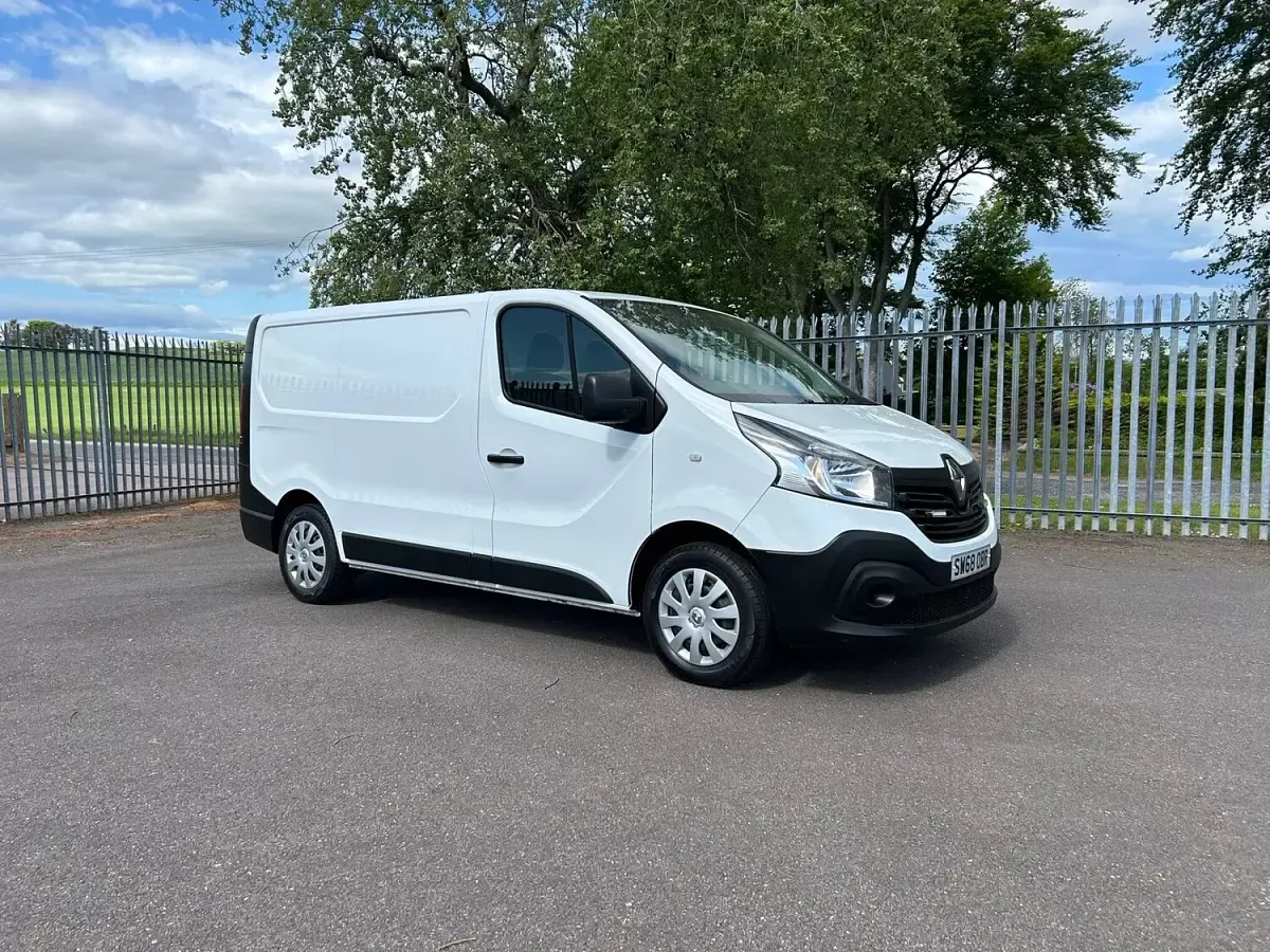 Used Renault Trafic Business 2019 White MPV