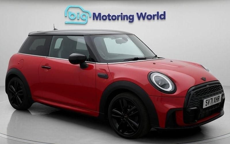 Used 2021 Mini Cooper Hatch Hatchback | £16,300 (A bit pricey) - Image 1/4
