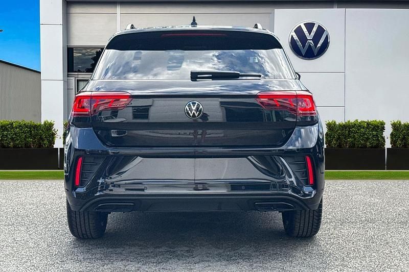 New VW T-Roc Black Edition 150 HP (110 kW) 2025 Black SUV