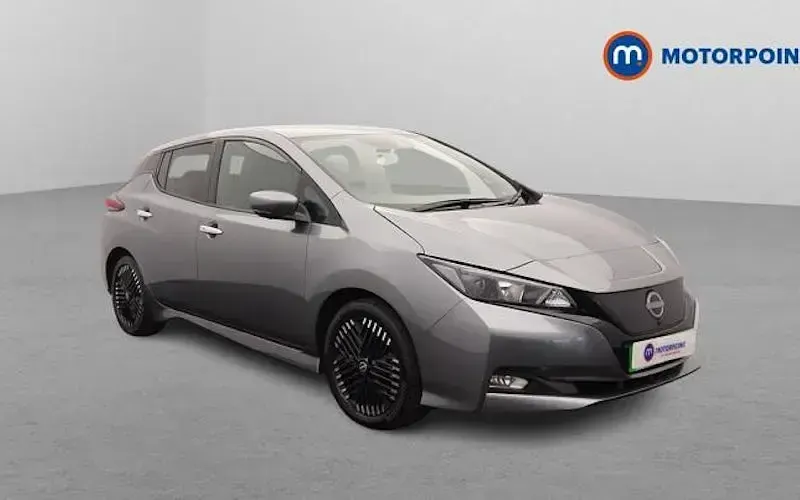 Second-hand Nissan Leaf N-Connecta 110 kW (150 CP) 2025 Hatchback