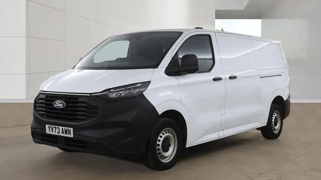 Used Ford Transit Custom S 134 HP (98 kW) 2024 White Van