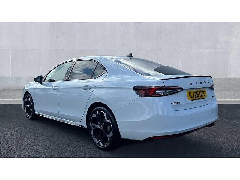 Used Skoda Superb SportLine 150 HP (110 kW) 2026 Pure white Hatchback