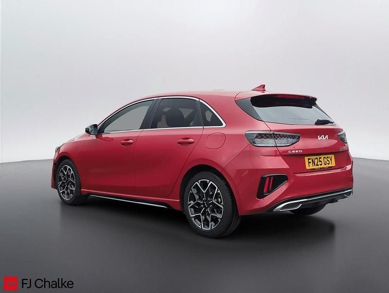 Used Kia Ceed GT-Line 138 HP (101 kW) 2025 Red Hatchback