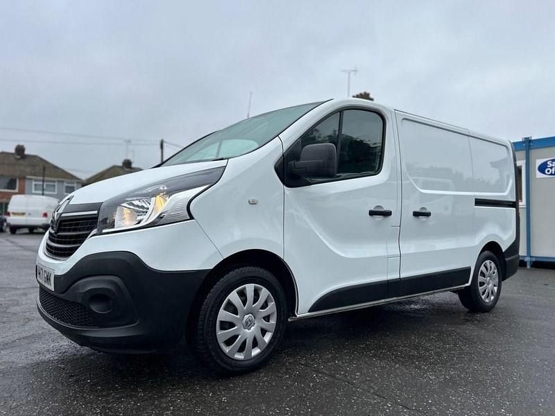 Used Renault Trafic Business 2021 White MPV