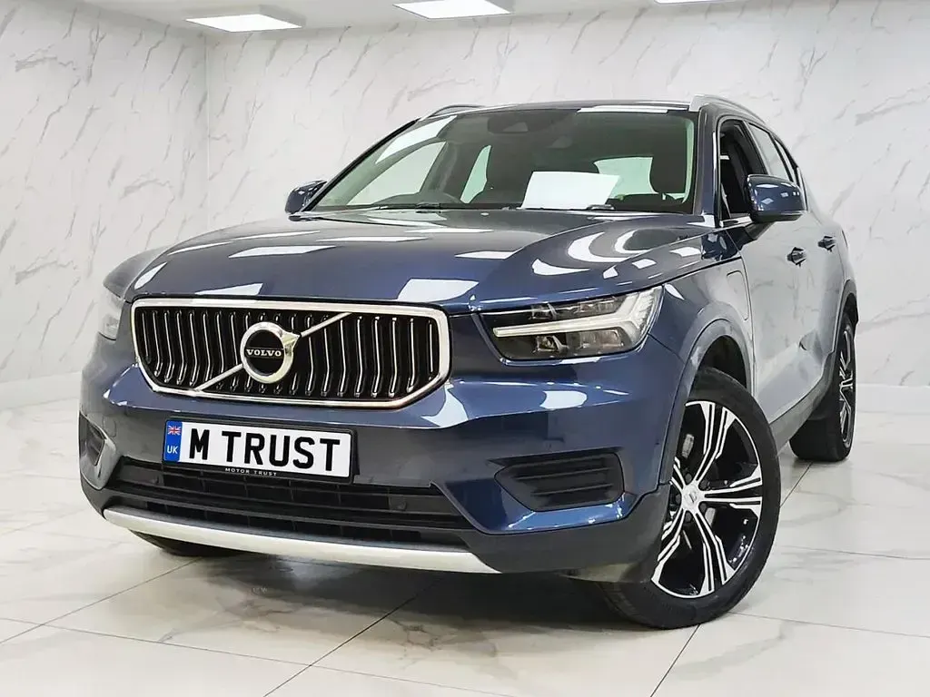 Used Volvo XC40 Inscription 2022 Blue SUV