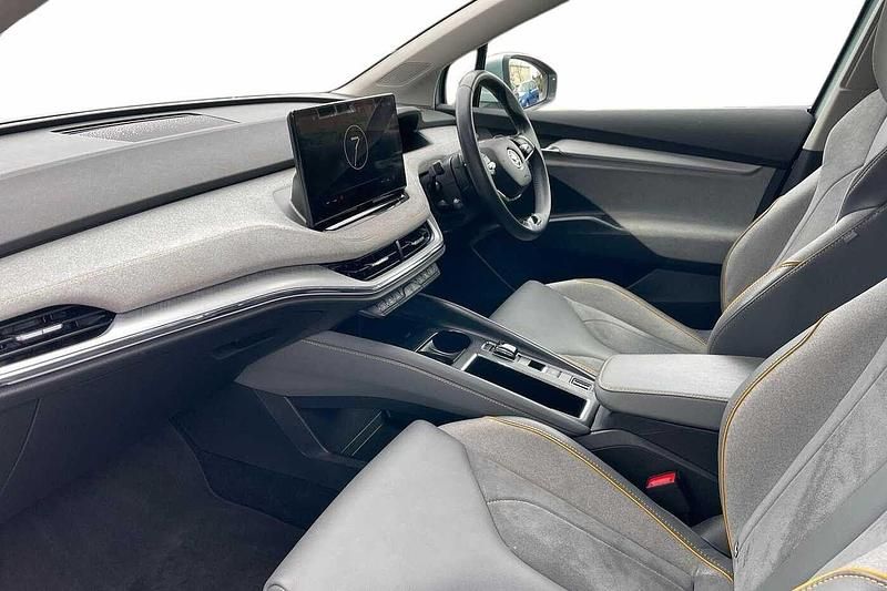 Used Skoda Enyaq iV SportLine 150 kW (204 HP) 2023 Arctic silver metallic SUV