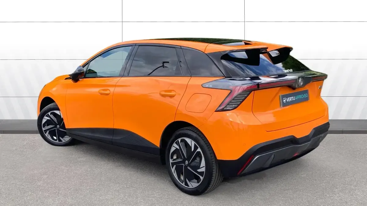 Used MG MG4 EV Trophy 149 kW (203 HP) 2023 Orange Hatchback