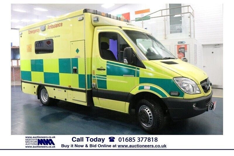 Yellow Used 2012 Mercedes Sprinter Van | £5,270 (Fair price) - Image 1/4