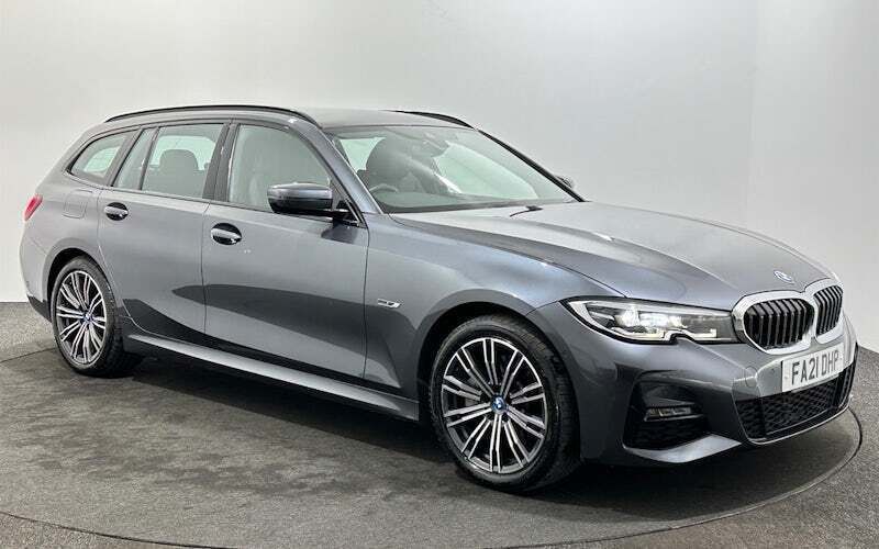 Used 2022 BMW 330e M Sport Estate | £17,645 (Good price) - Image 1/3