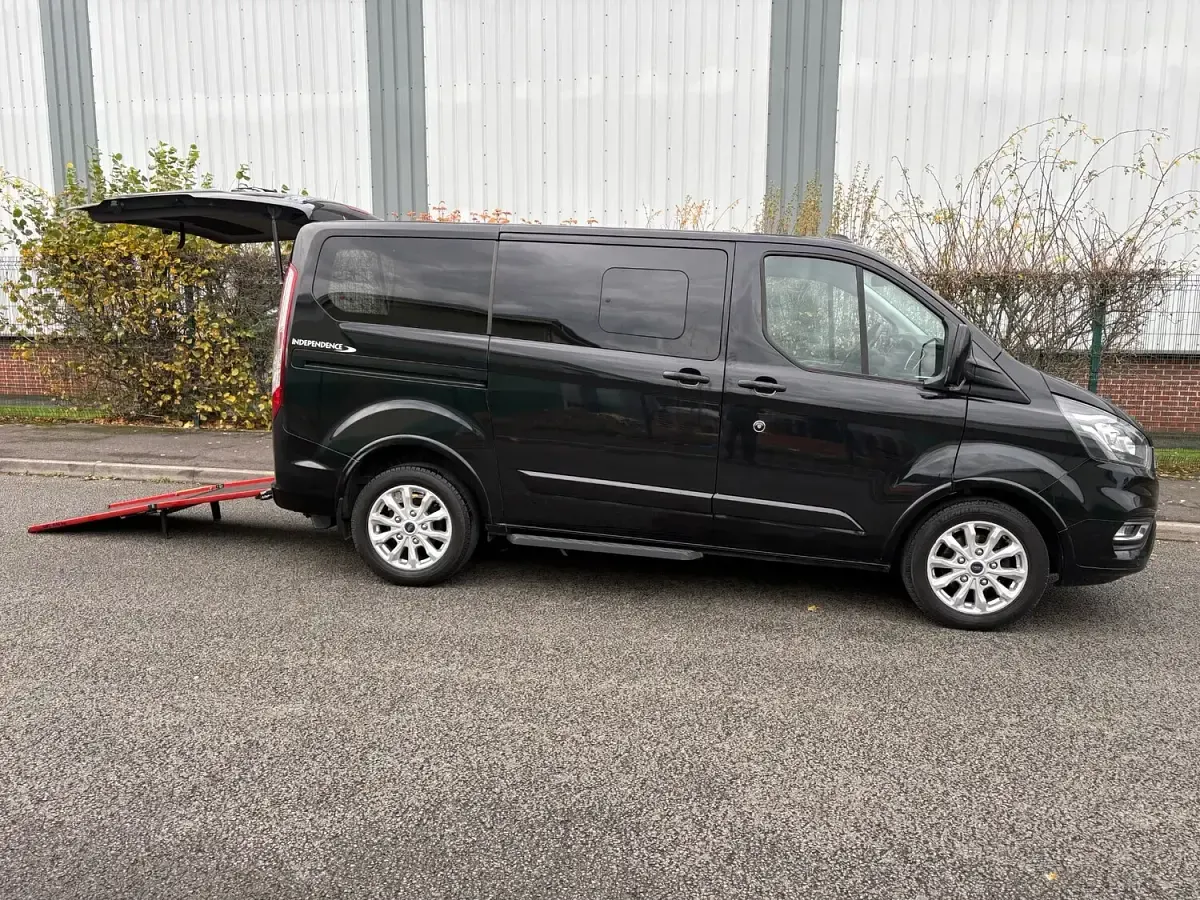 Used Ford Transit Tourneo Titanium 2020 Black MPV