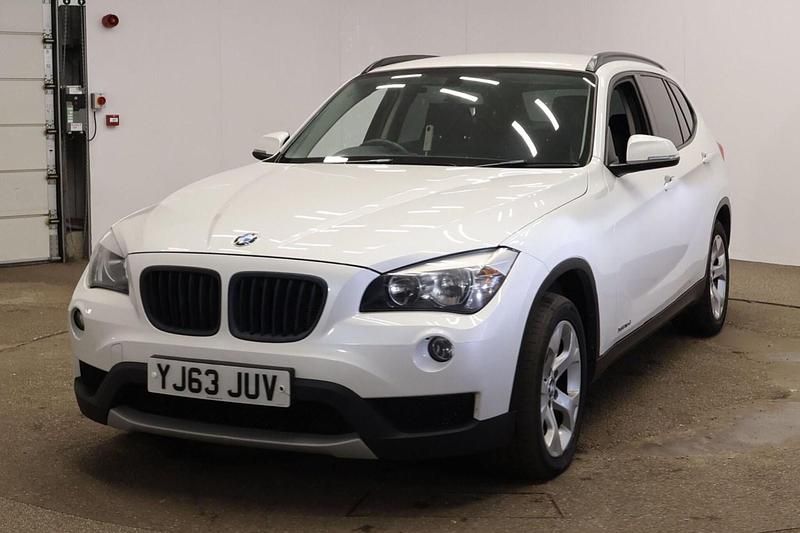 Begagnad BMW X1 Comfort Edition 2013 Vit SUV