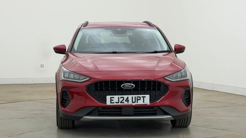 Red Used 2024 Ford Focus Active Hatchback | £22,370 (Expensive) - Image 1/4