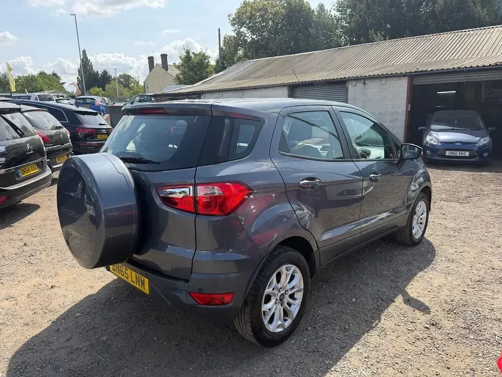 Used Ford Ecosport Zetec 2015 White SUV