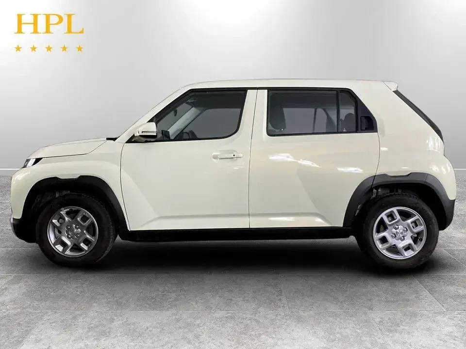 Used Hyundai Inster 85 kW (116 HP) 2025 Cream Hatchback
